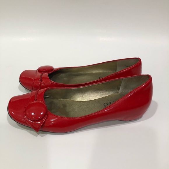 franco sarto red flats